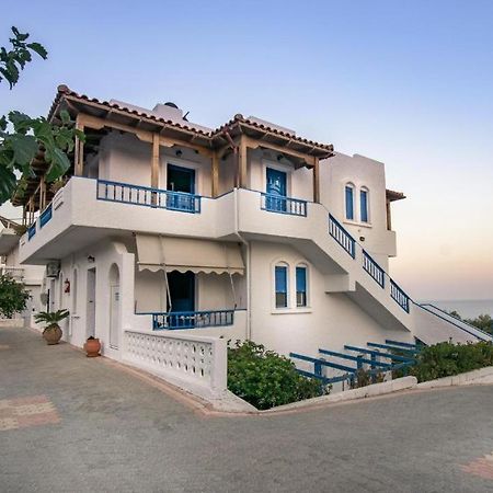 Creta Sky Apartment Achlia Exterior photo